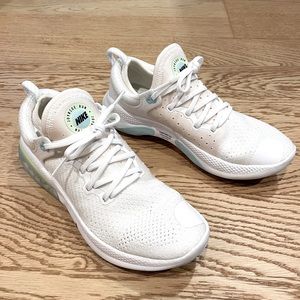 Nike 2020 Running Shoes Size 7.5